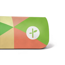 Load image into Gallery viewer, yogiterre FLOW yoga mat 4mm - triangle